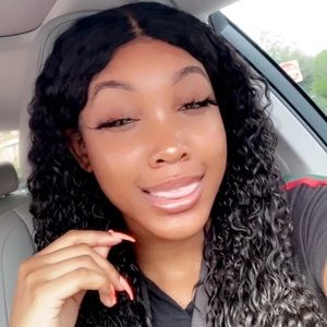 Meet your Posher, Iyahna